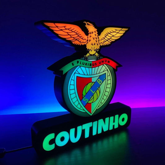 Candeeiro LED Personalizado do Benfica personalizado com nome, ideal para adeptos do clube.